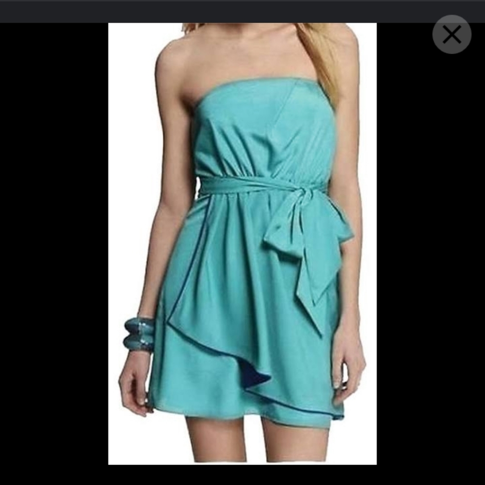 Strapless express dress